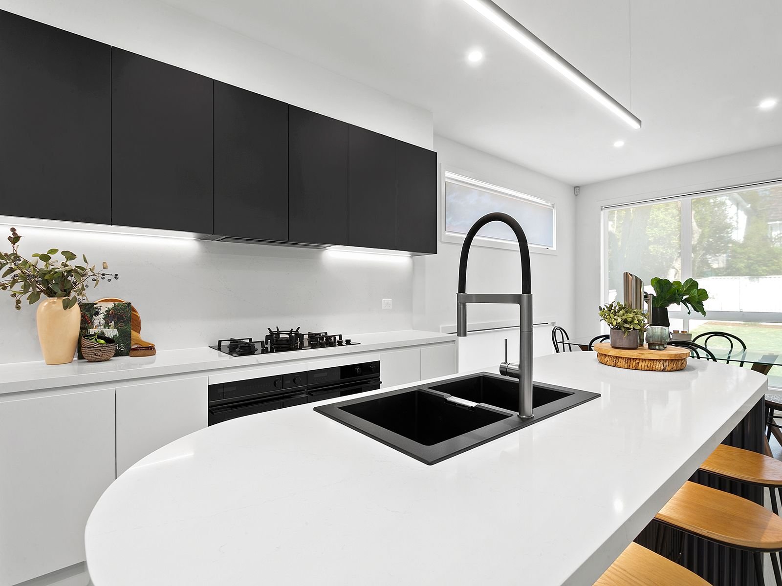 Lisbon St Sylvania Close up Kitchen .3 Black