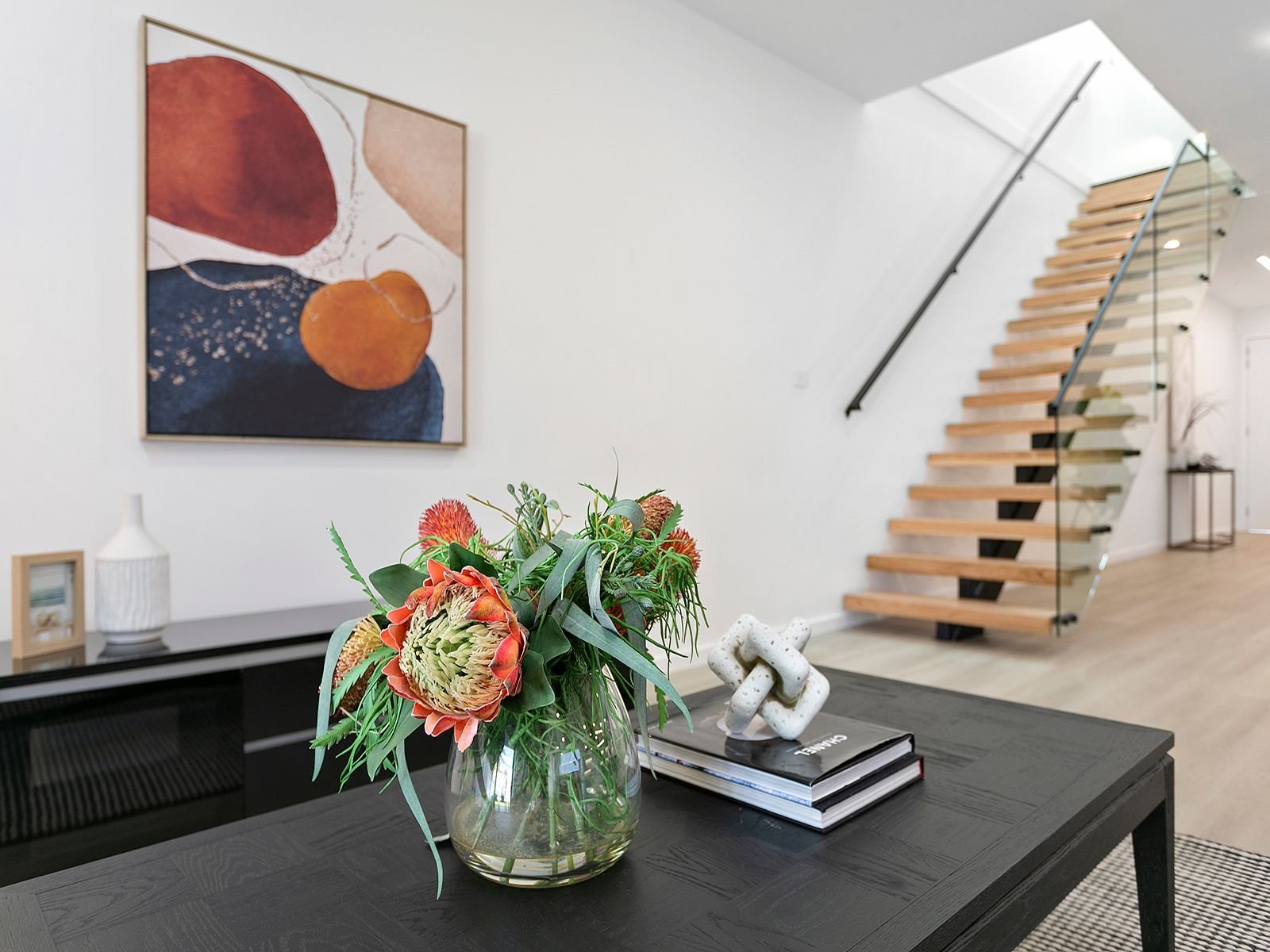 Lisbon St Sylvania Living Stairs