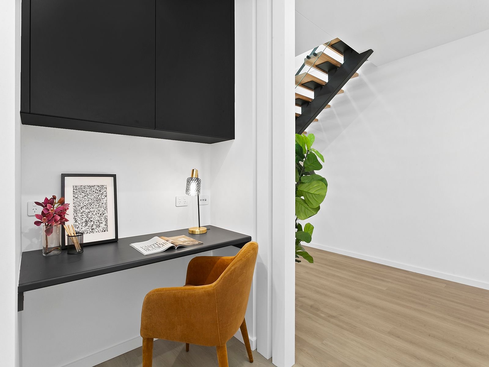 Lisbon St Sylvania Study Nook .4